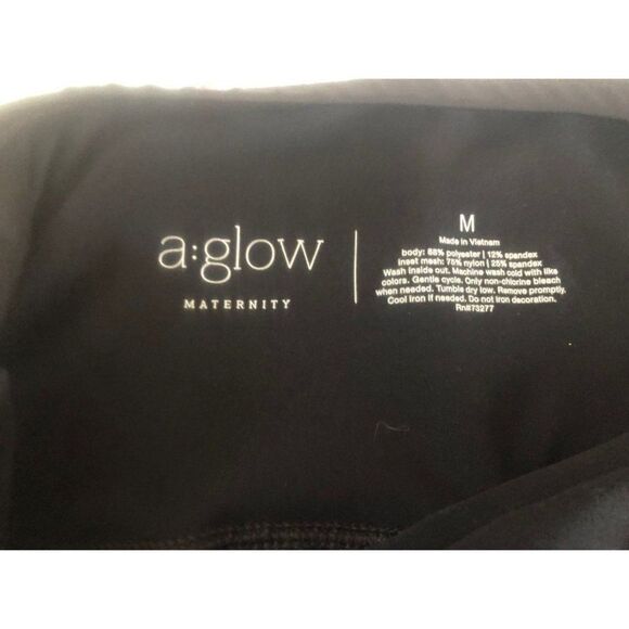 Aglow maternity size medium leggings capri black with mesh detail - Picture 4 of 5